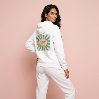 Sweat à capuche blanc bio Massage Is Life, imprimé rétro palmiers et soleil, style bien-être et lifestyle
