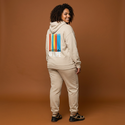 Sweat à capuche bio Massage Is Life avec imprimé arc-en-ciel et silhouette, style bien-être et lifestyle