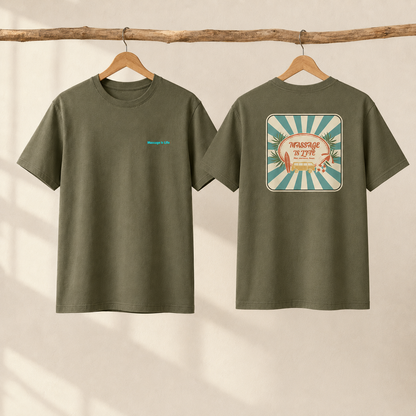 T-shirt bio vert olive Massage Is Life, dos imprimé rétro palmiers et van, style bien-être et lifestyle